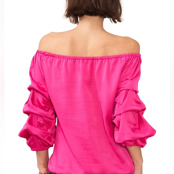 Vince Camuto Ruffle Sleeve Blouse Pink size S NWT - Picture 2 of 9